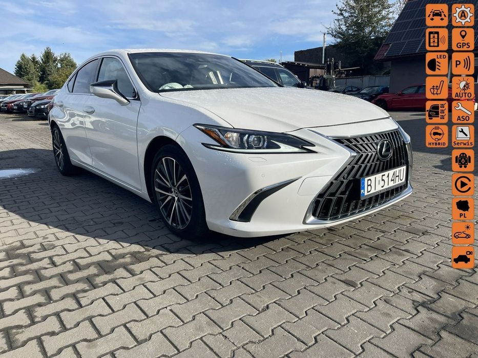 Lexus ES