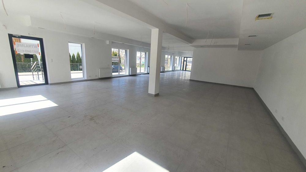 Wynajmę lokal Handlowo - Usługowy 165 m2 os. Barwinek Kielce