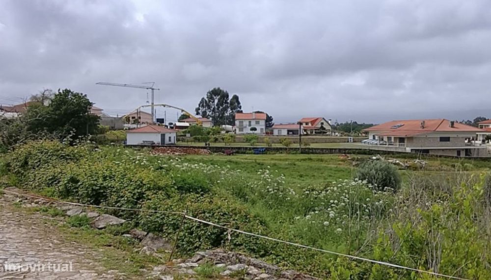 Venda de Terreno de construção com 1600m², Subportela, Viana do Cas