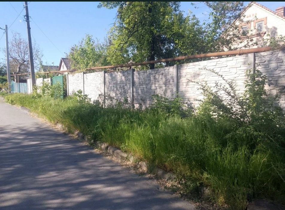 Прибирання ділянок, дворів,покос трави