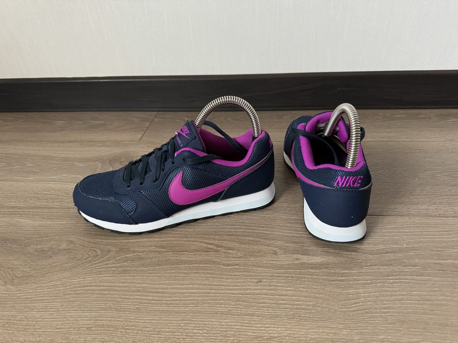 Кроссовки Nike 38 размер