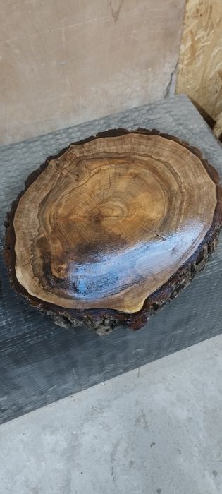 Plaster orzecha z żywicą epoksydową