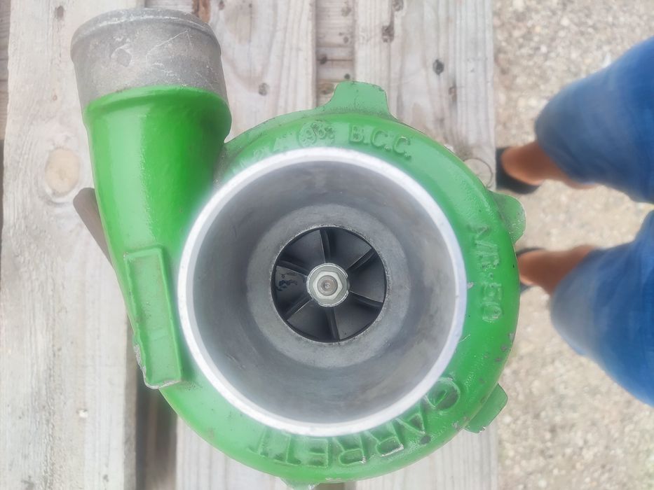 turbo sprężarka turbina T300 02 John Deere oryginał RE 47844