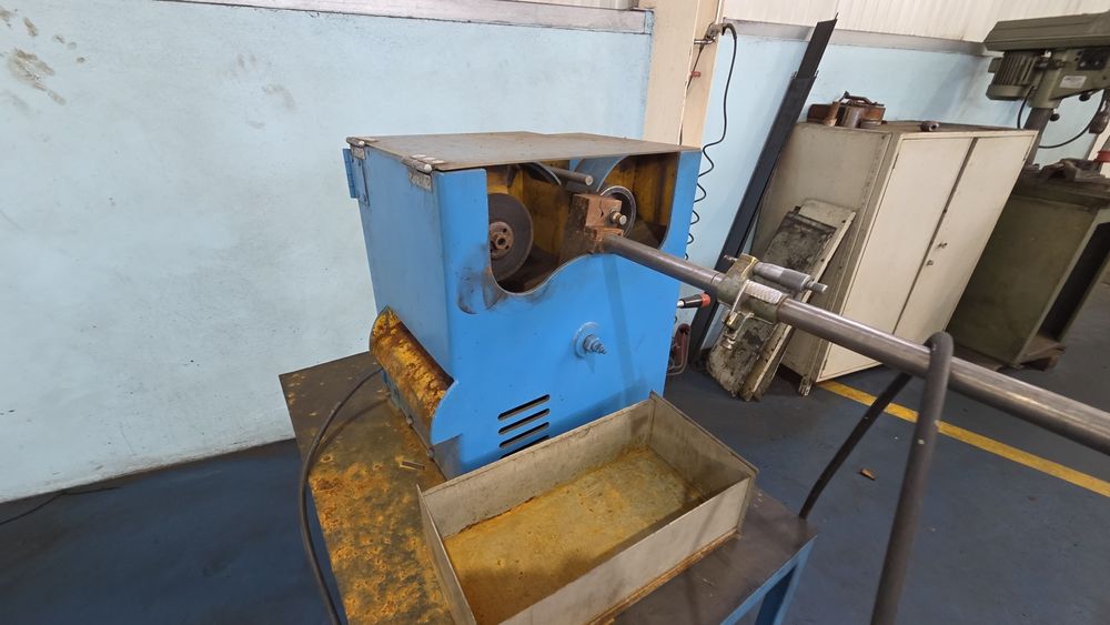 Maquina de cortar extratores