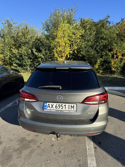 Продам Opel Astra 2016
