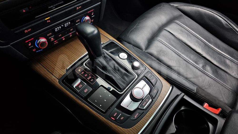 2016 Audi A6 3.0 дизель Quattro Максимальная комплектация