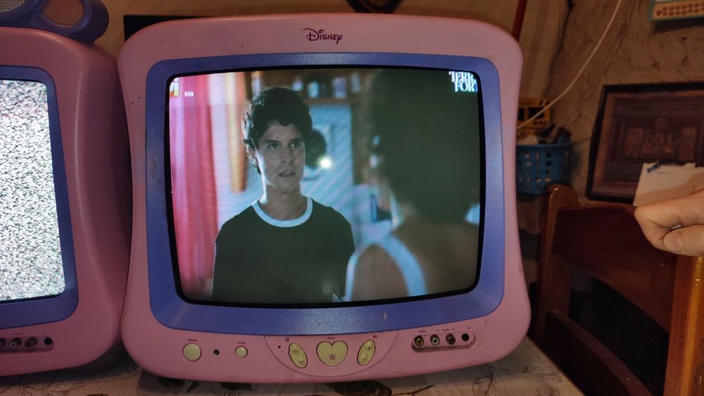 2 TV Retro Disney Princess – Raridade!