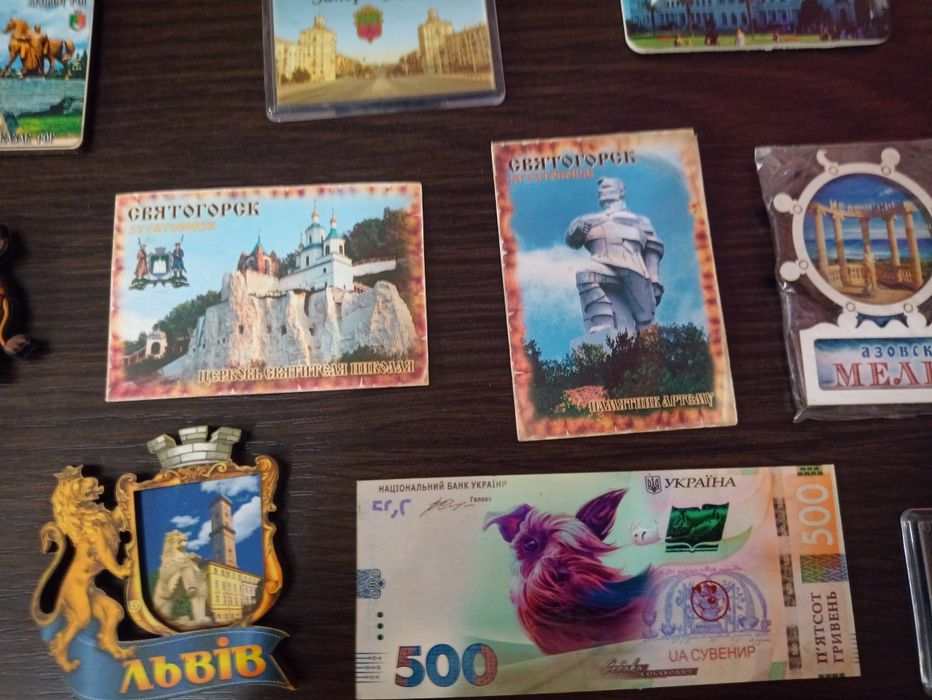 Лот магнітів на холодильник