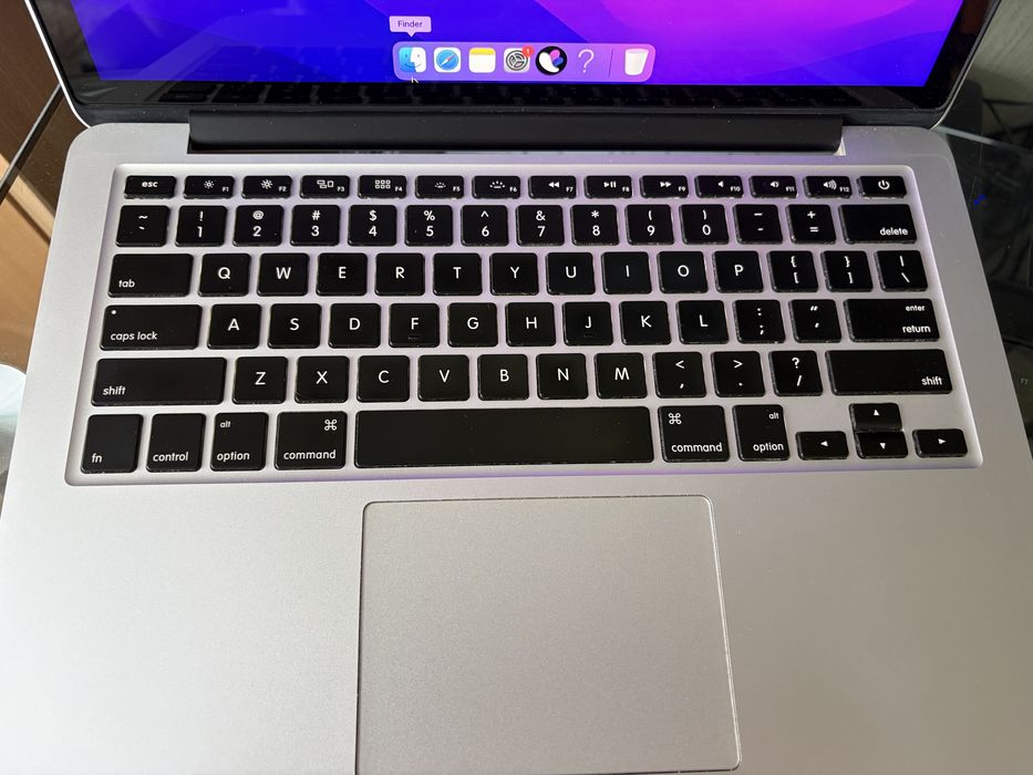 Продам Macbook Pro 2015 13 i5 2,9 GHz 16 ОЗУ. 256 Память