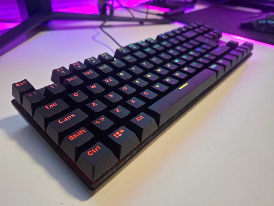 Teclado Mars Gaming Red Switch novo