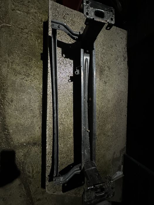 Підсилювач бампера Polo 6r