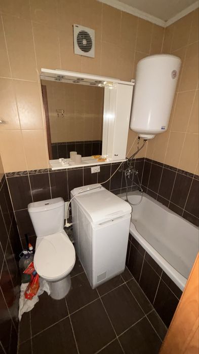 Ольжича 2/33, дорогожичі, сирець