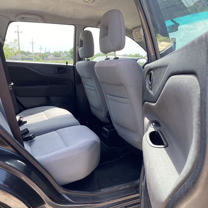 Mitsubishi Spase Star 1.6 2003 року