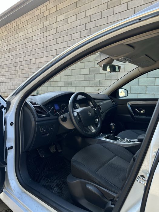 Renault laguna 3  2.0 дизель