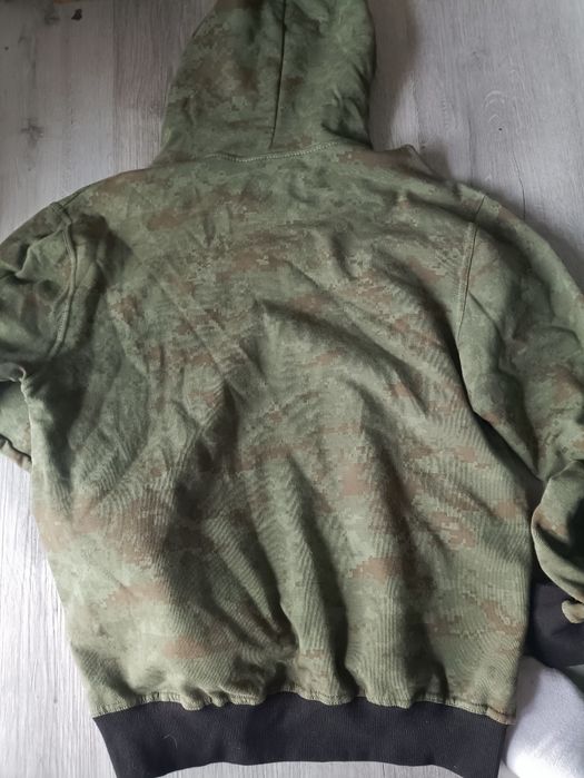Nowa Bluza patryjotyczna z kapturem 158