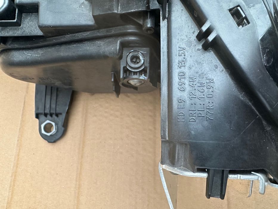 Фара Passat (B9) Full led