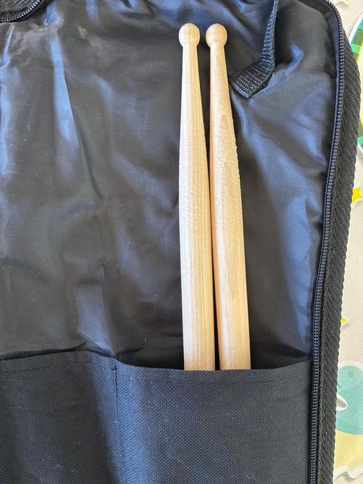 Pad de treino percussão + 8 baquetas + saco de transporte