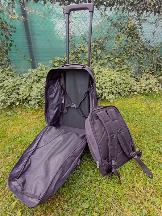 Torba sportowa podróżna plecak na kółkach umbro