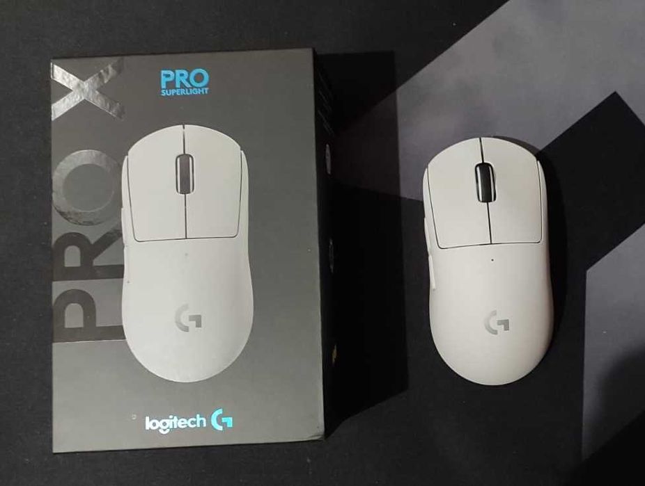 Componentes computador Desktop + Monitor + Rato + Fones