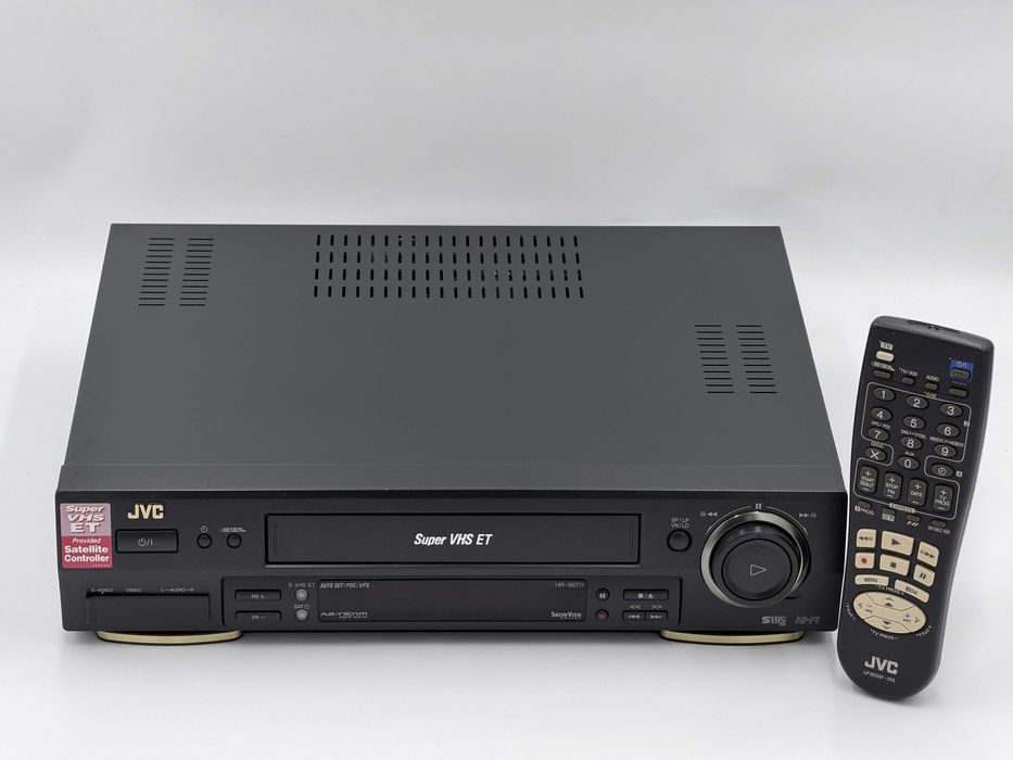 Magnetowid S-VHS JVC HR-S6711EU | Oryginalny pilot JVC LP20337-013