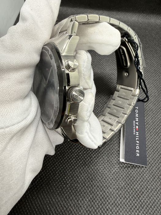 Наручні годинники Tommy Hilfiger