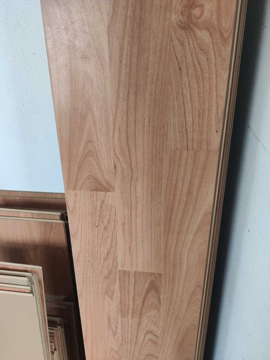 Pavimento FLUTUANTE USADO STEELPRO Carvalho Natural - Vários m²