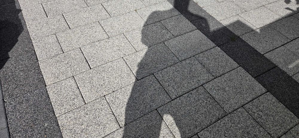 Kostka brukowa 5-6m2, jasnoszary i antracyt, grubość 8 cm