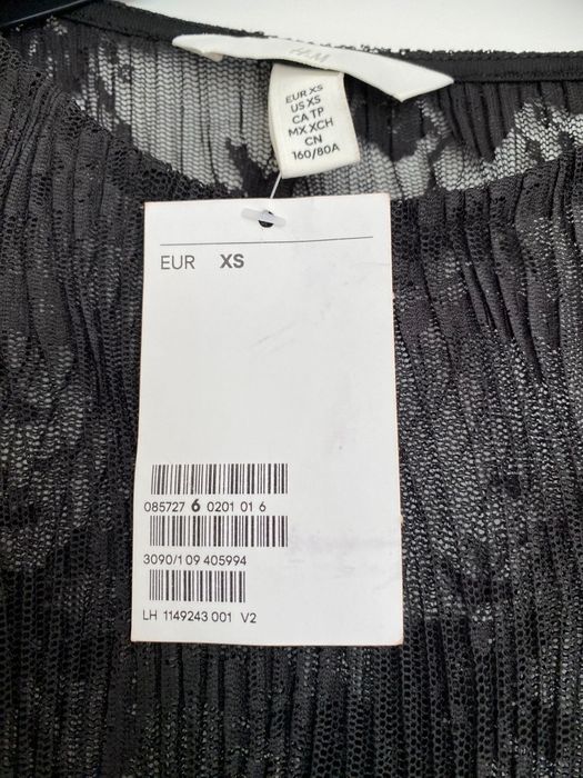 Блуза чорного кольору H&M, нова
