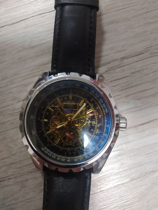 Часы скелетоны с кожаным ремешком