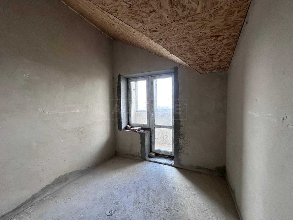 229$\м2, Унікальна квартира з видом на річку в зданому будинку !