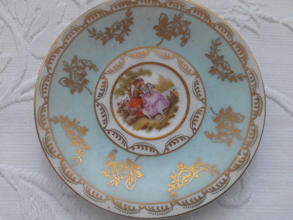 Chávena e Pires decorativos