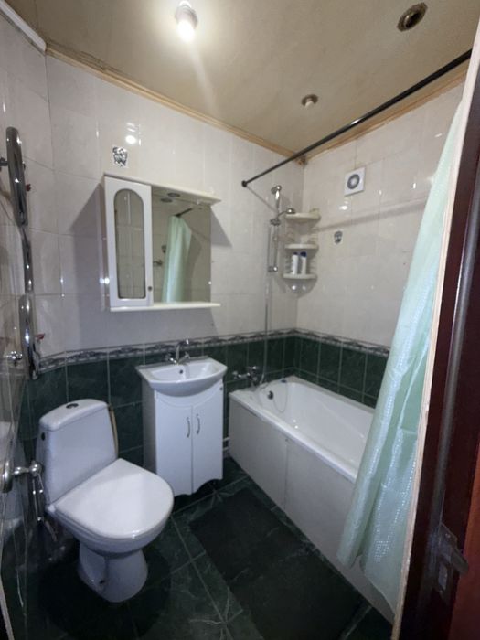 Продам 3 кімнатну квартиру в центрі, Спартак