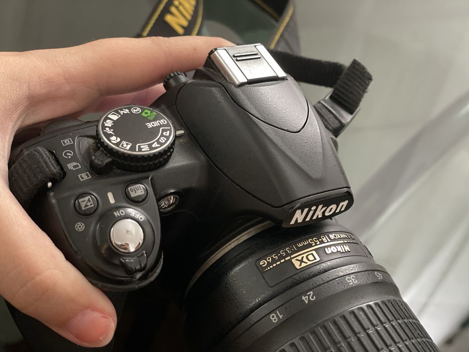 Nikon D3100 + bolsa de transporte