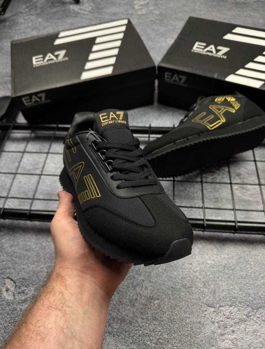 Мужские кроссовки Emporio
Armani кросівки 41-45 ампуріо армані