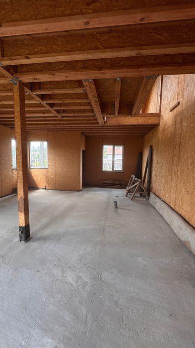 Продаж 1/2 будинку (дуплекс) 102 м2, 6 с земельної ділянки, Малютянка