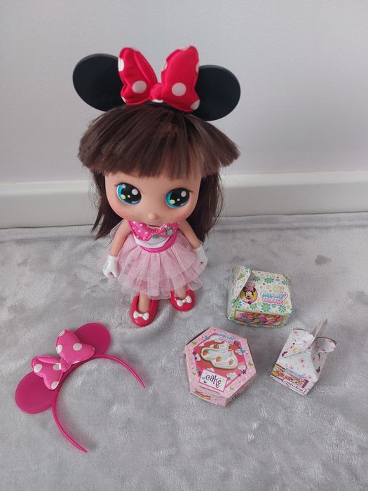 Boneca com orelhas Minnie Mouse