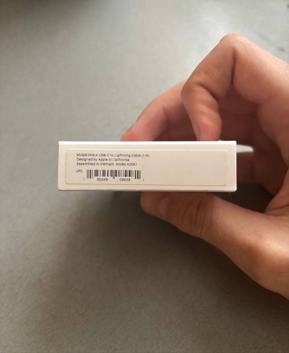 Оригінальний USB-C to Lightning зарядка для iPhone