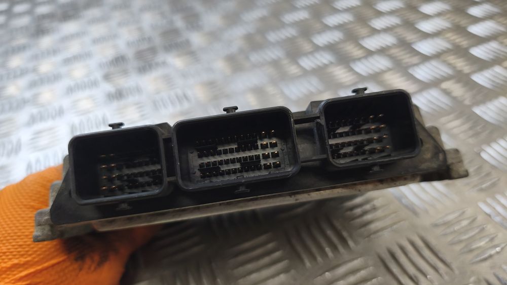 Komputer Sterownik Silnika Peugeot 207 1.4D 0 281 011 560