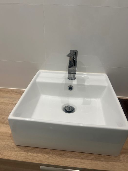 Lavatório WC novo (pia s/torneira)