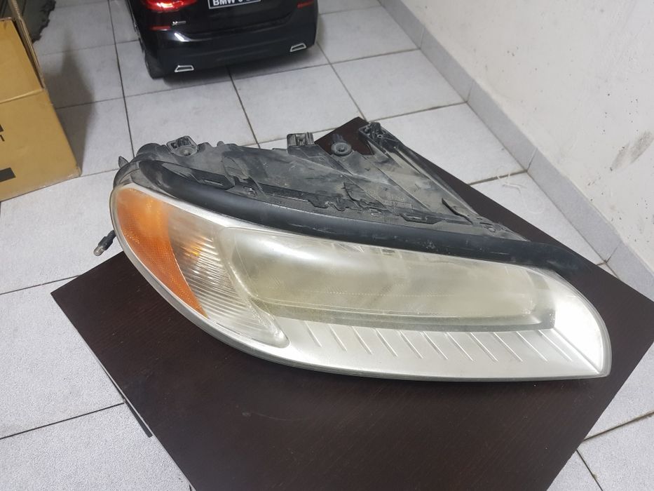 Farol esquerdo rhd  volvo v70III