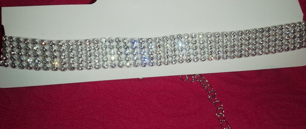 Безкоштовно     придбайте речі для покращення настрою