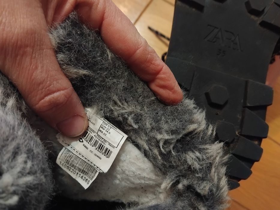 Взуття 35 розміру. Різне