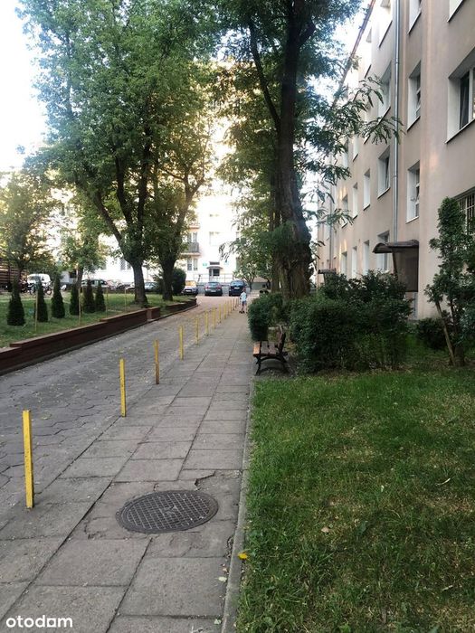 3 pokoje, ul. Nowa 52, okolice Monopolis, teren zamknięty.