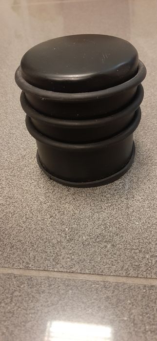 Odbojnik stawiany wysoki czarny