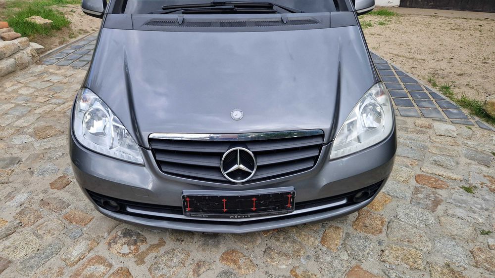 Mercedes A180 2010r