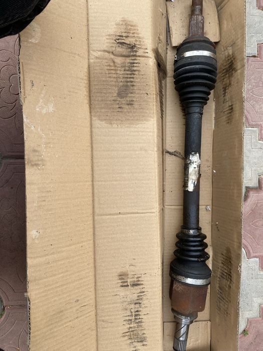 Напівісь права рено кенго,кліо,лоджі та інші