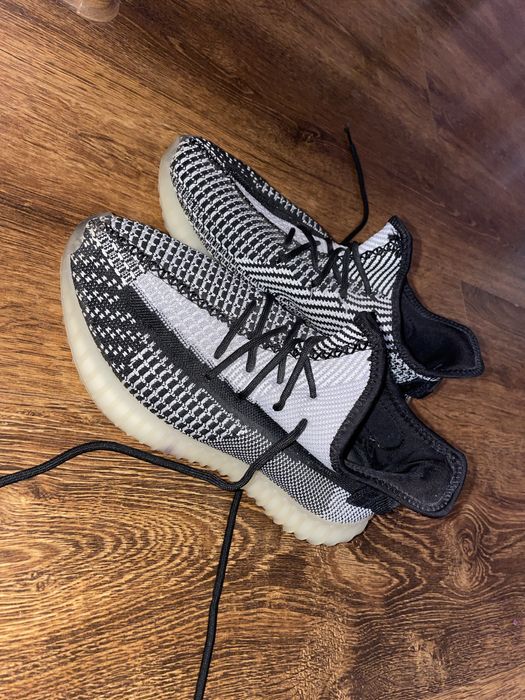 Кросівки підійдуть як для чоловіка так і  для жінки