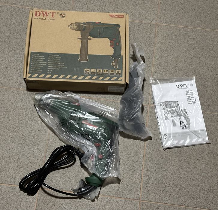 Дриль ударна DWT SBM-780