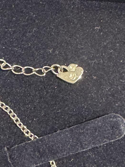 Kolia Swarovski piekny srebny naszyjnik mieniący sie regulowany
