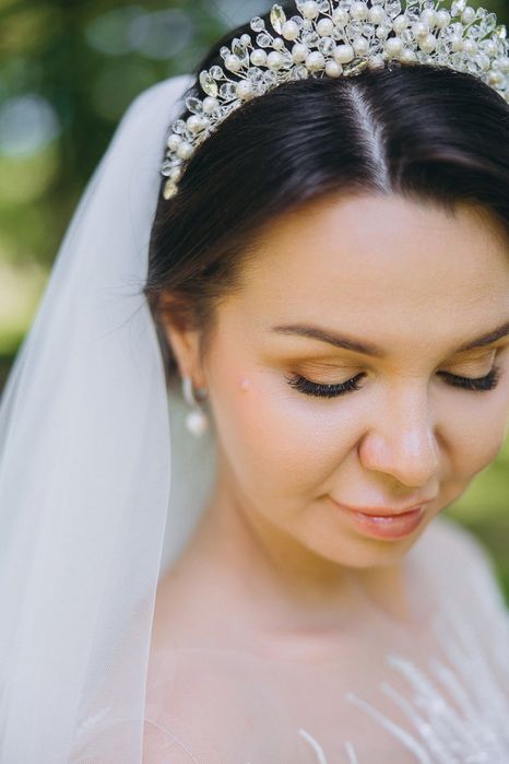 Діадема і сережки